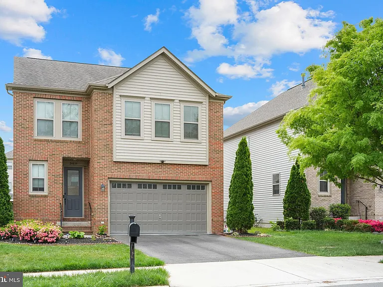 24839 Somerby Dr — Photo 3