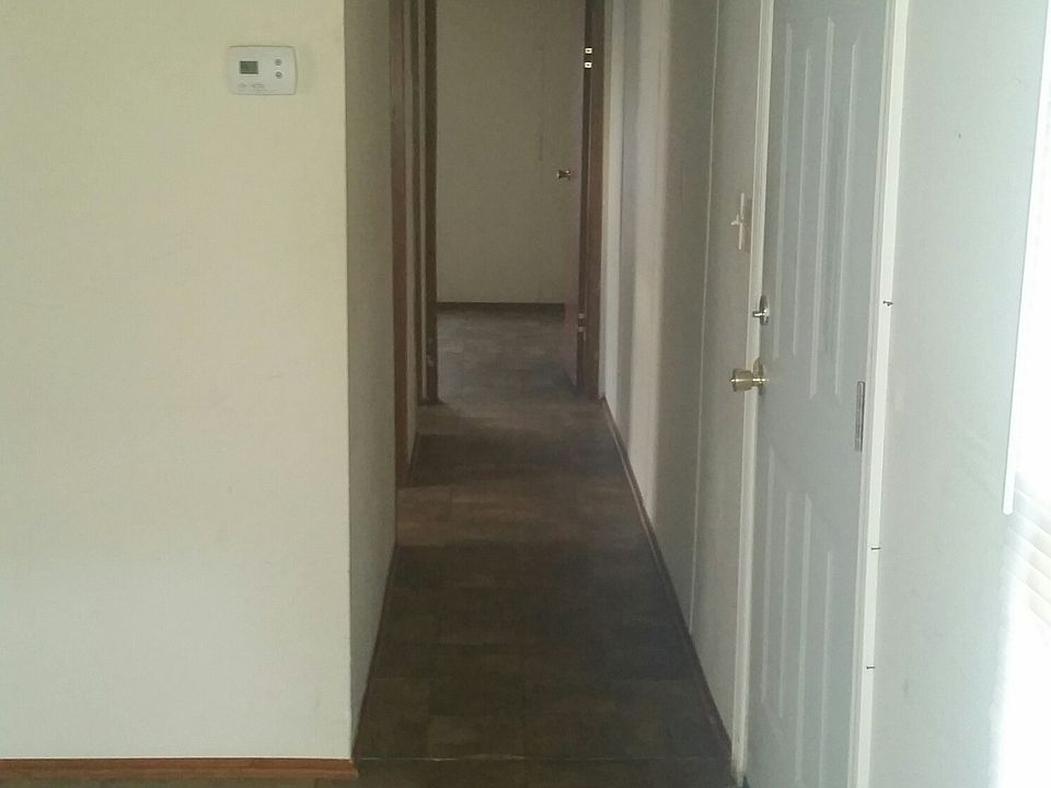 2nd image of 112 Belk Ct