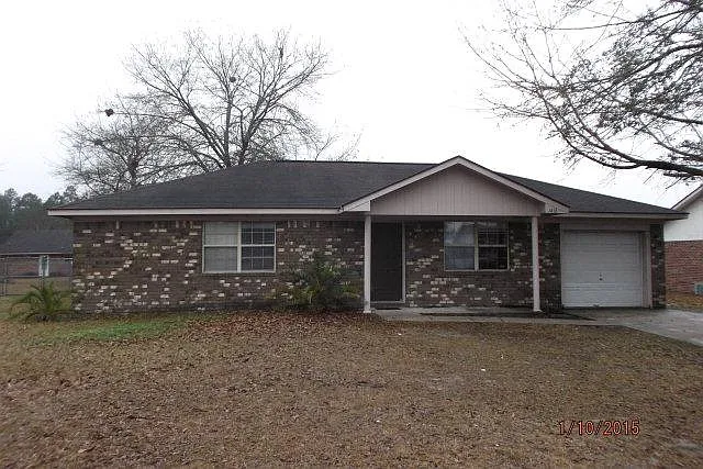 3 bed, 2.0 bath, 1092 sqft, $1,500 — Photo 1