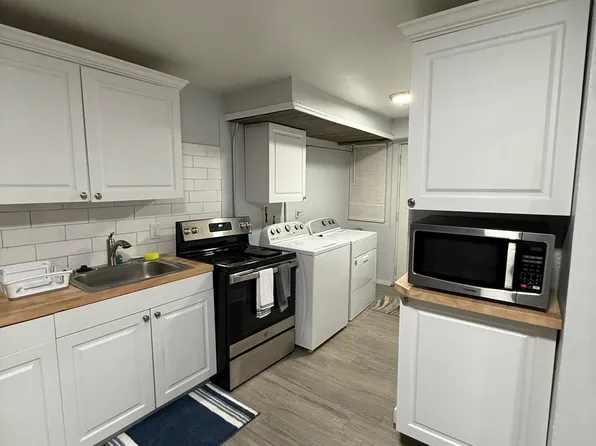 32860 Mecosta St, Westland, MI 48186