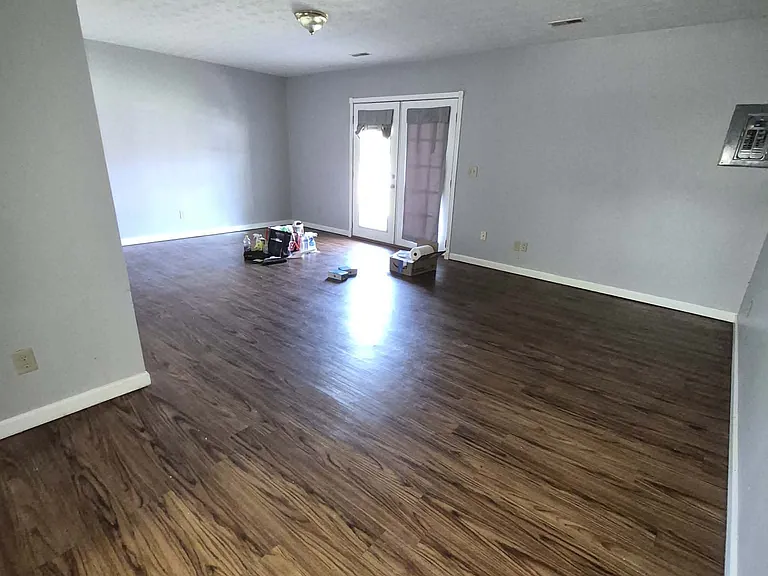 5504 Madisonwoods Dr — Photo 10