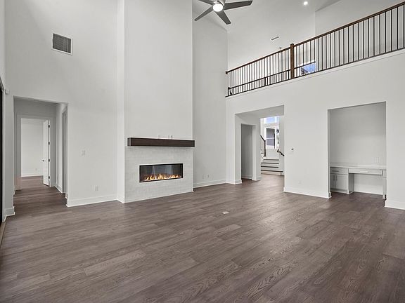 4th image of 125 Oswalt Way