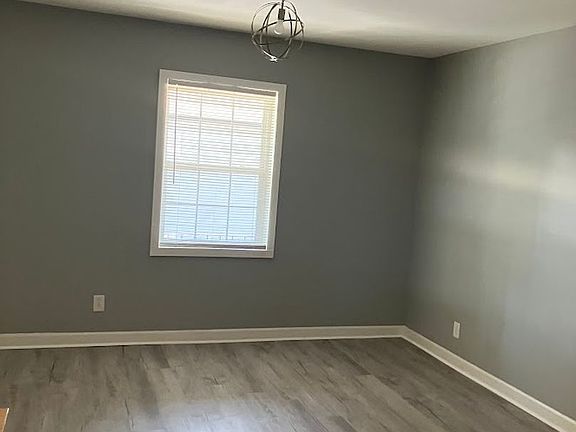 5th image of 2063 Vineville Ave #N6