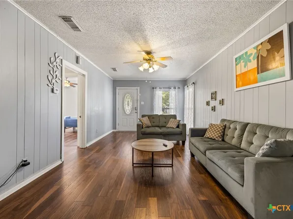 1415 S 9th St, Temple, TX 76504