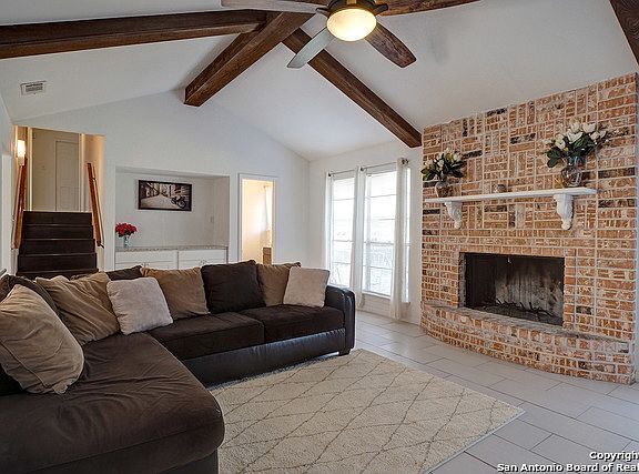 5th image of 14614 Cavewood St