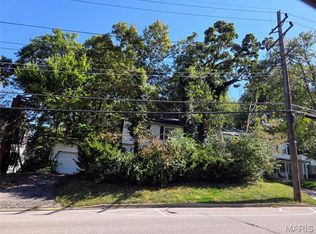 1116 S Elm Ave, Saint Louis, MO 63119