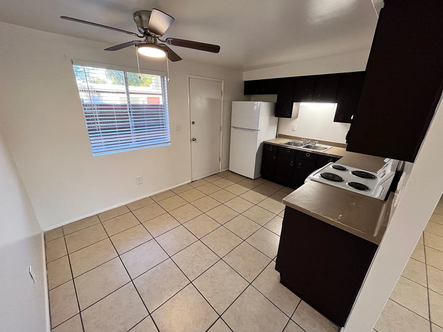 1501-1503 E. Fort Lowell Road — Photo 2