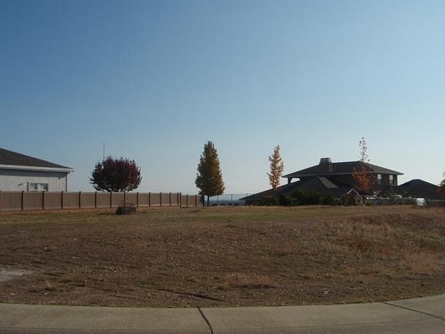 1st image of 139 Ironwood Ln