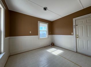 603 Silver St #3R, Manchester, NH 03103