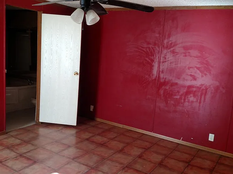 649 Waterwood Loop — Photo 2