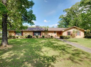 1105 Hickory St, Crossett, AR 71635