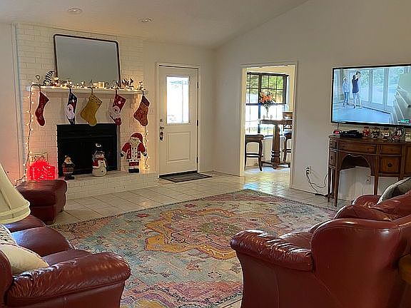 5th image of 1383 Calcutta Dr