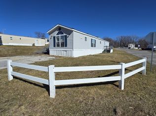 5003 N Dittmer St, Davenport, IA