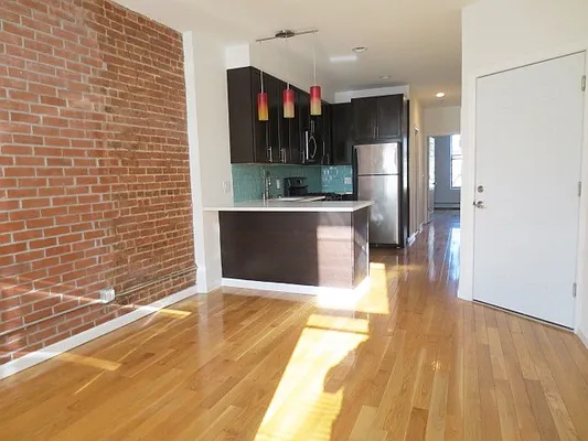 Rented by Sky Real Estate NY | media 10