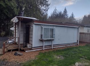 581 E Lakeshore Dr E, Shelton, WA