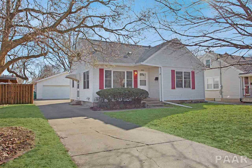 2912 W Kenwood Ave photo 1