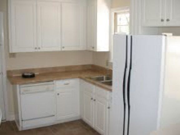 3rd image of 1304 Bunche Ave