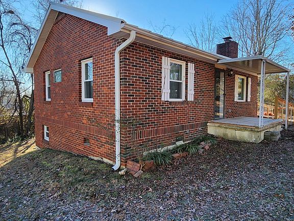 4th image of 4212 Wilkesview Dr
