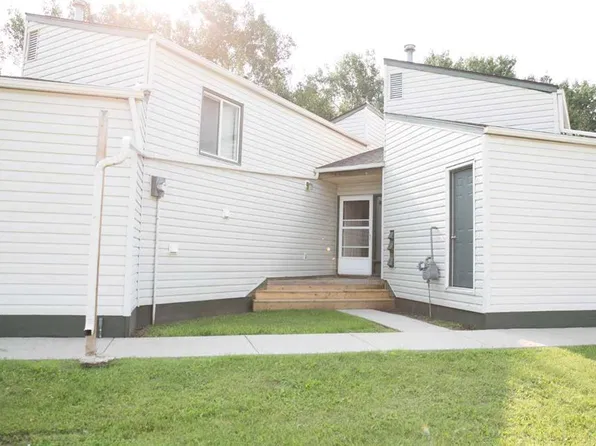 8205 W 98th St #5, Peace River, AB T8S 1A2