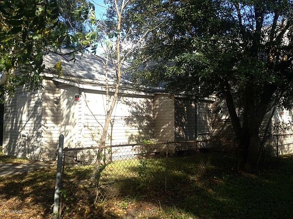 3rd image of 1402 W 7th St