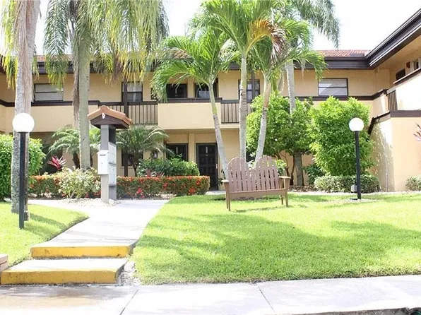 6116 Whiskey Creek Dr APT 306, Fort Myers, FL 33919