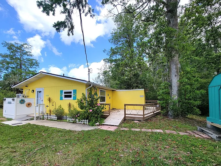 7222 Tropical Dr — Photo 5