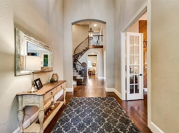 5th image of 7005 Tilbury Ct