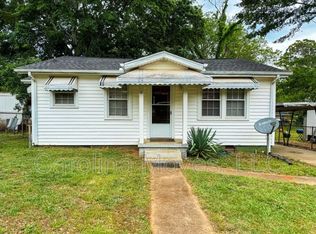 10 Yellowstone Dr, Greenville, SC 29617