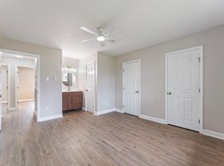 19711 Bishops Gate Ln, Humble, TX 77338