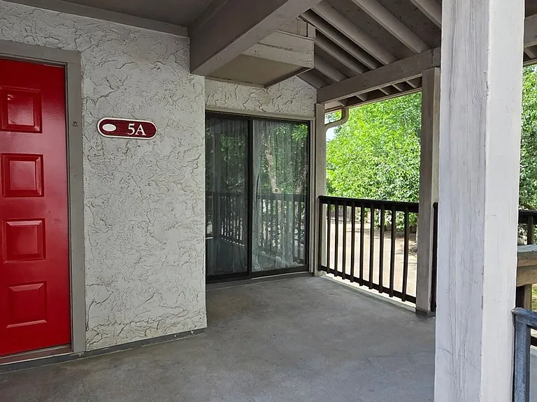 1304 E Bayou Pkwy #5A — Photo 15