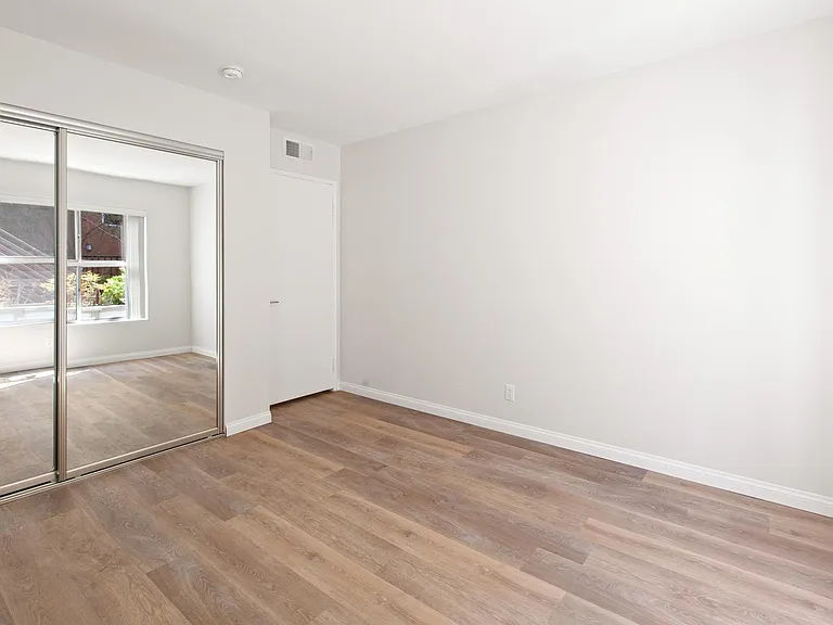 10376 Almayo Ave — Photo 86