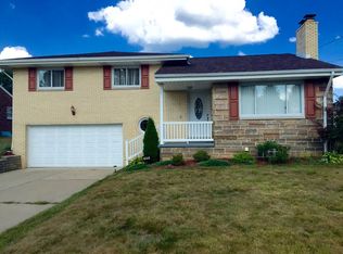 425 Wedgewood Dr, New Kensington, PA 15068