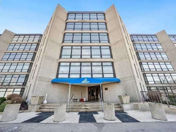 711 W Lakeshore #602, Pt Clinton, OH 43452