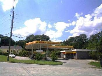 2nd image of 3566 E Ponce De Leon Ave