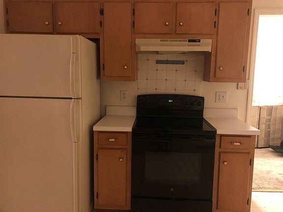 3rd image of 124 Winesap Ct
