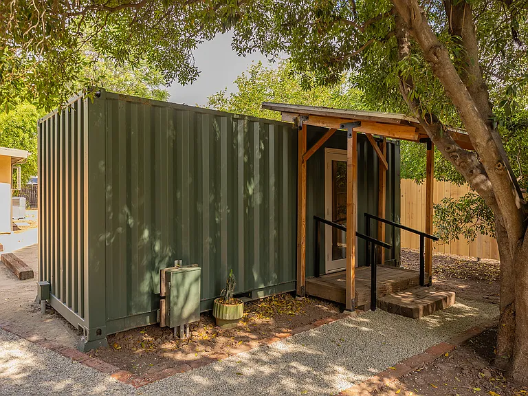 136 S Poli St — Photo 15