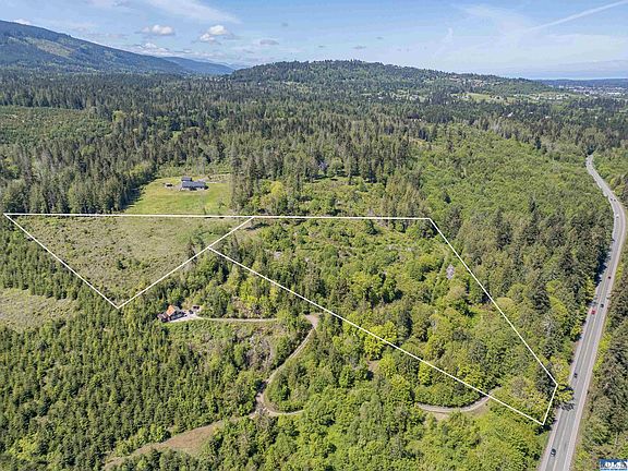 5th image of E Highway 101