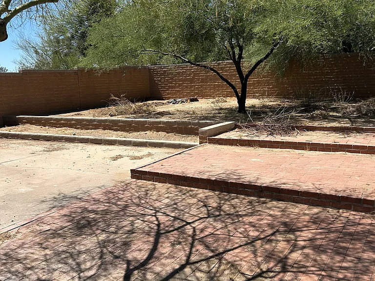 11830 N Joi Dr — Photo 28
