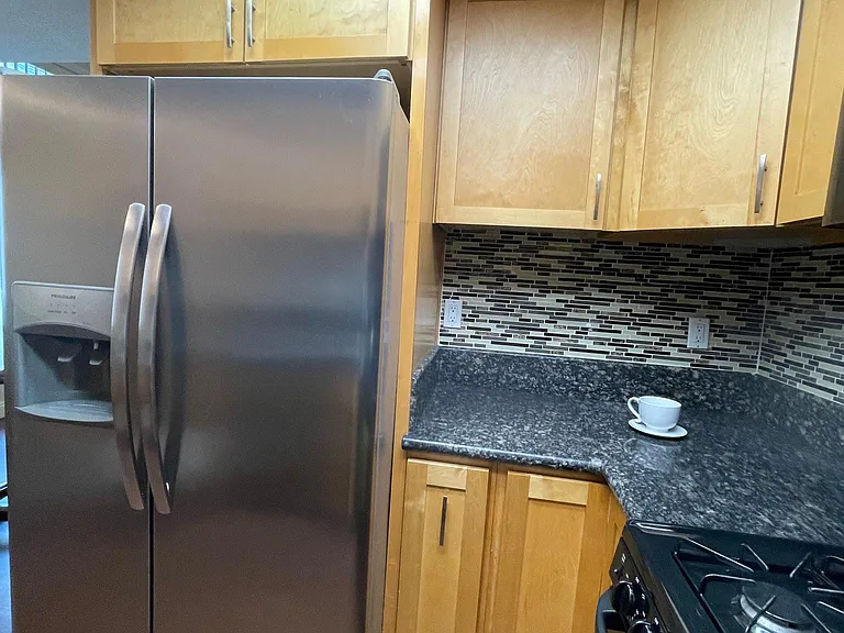 5251 Willowcrest Ave #5 — Photo 49