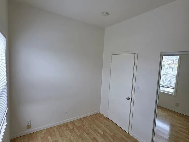3649 Martin Luther King Jr Way #1 — Photo 20