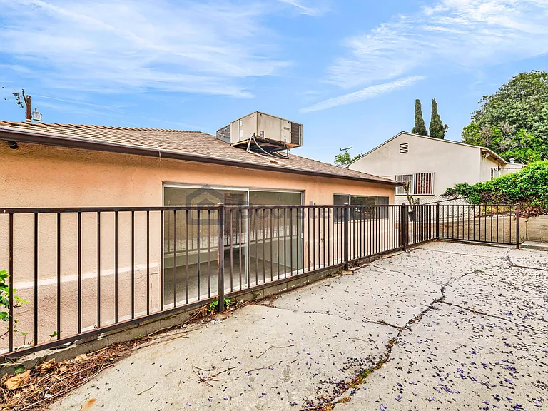 508 W Graves Ave — Photo 31