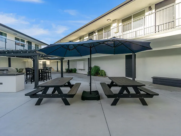 Torrance Gateway Apartments — Photo 26