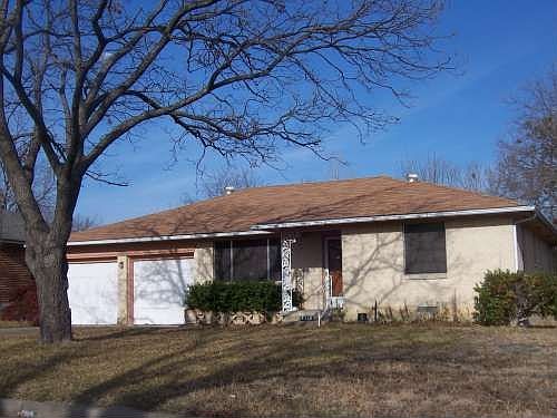 1st image of 2342 Wildoak Dr
