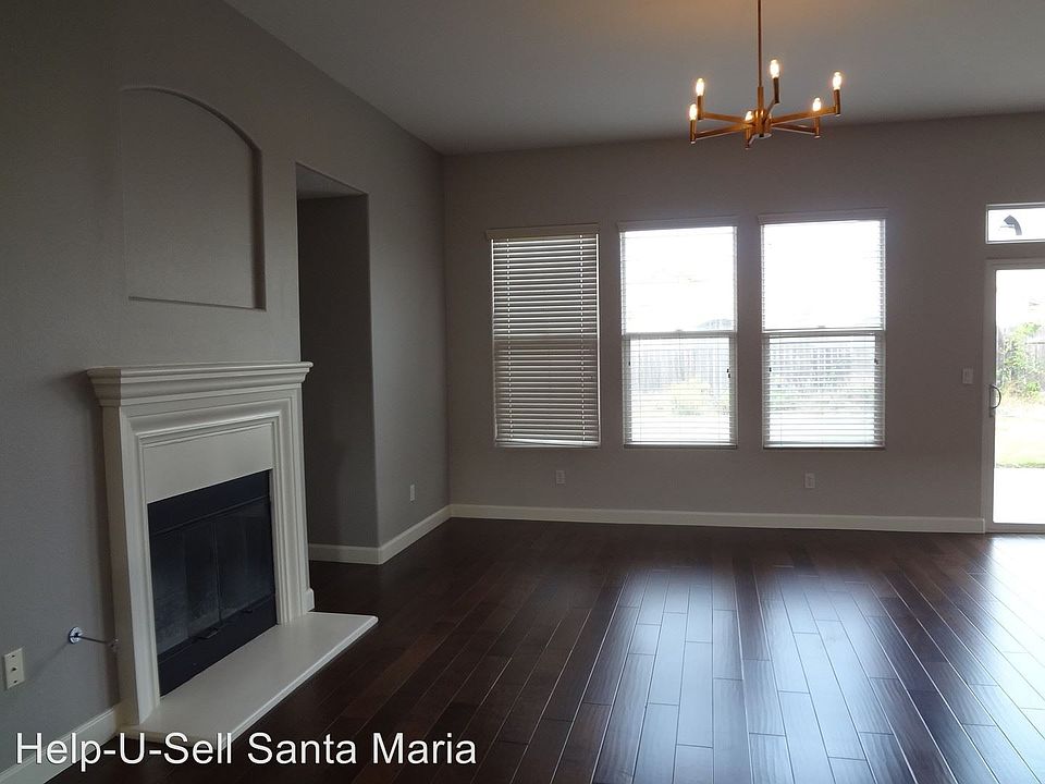 1st image of 1611 S Belmont Ct