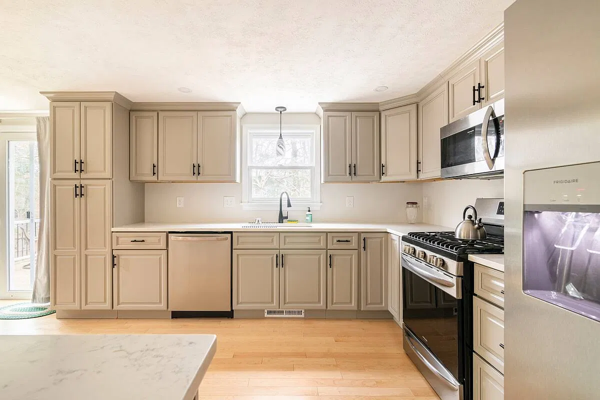 4 bed, 1850 sqft, $1,100 — Photo 4