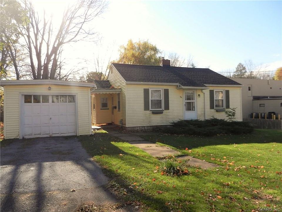 1st image of 111 Woodside Dr