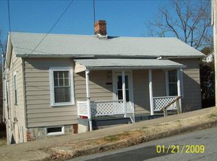 126 Schoolfield Dr, Danville, VA 24541
