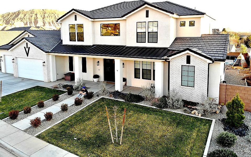 1st image of 1114 E Majestic Court Dr