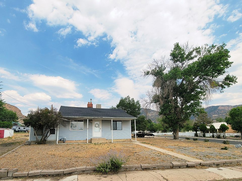 1st image of 431 Circle Way