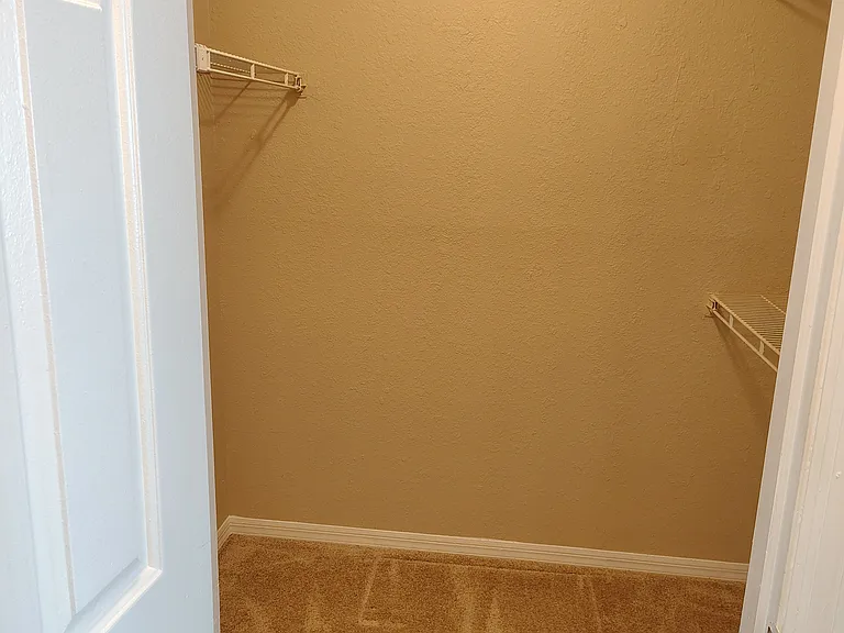 4204 Clubside Dr — Photo 19